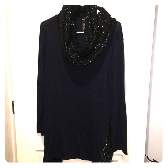 Sweater - Picture 2 of 2